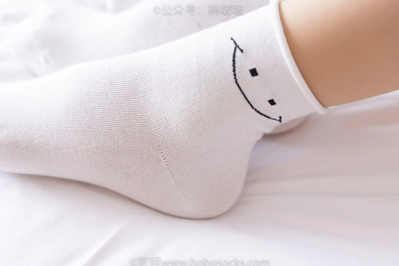[BoBoSocks袜啵啵]NO.062 涵涵-运动鞋、白棉袜、厚肉丝 [145P]插图7